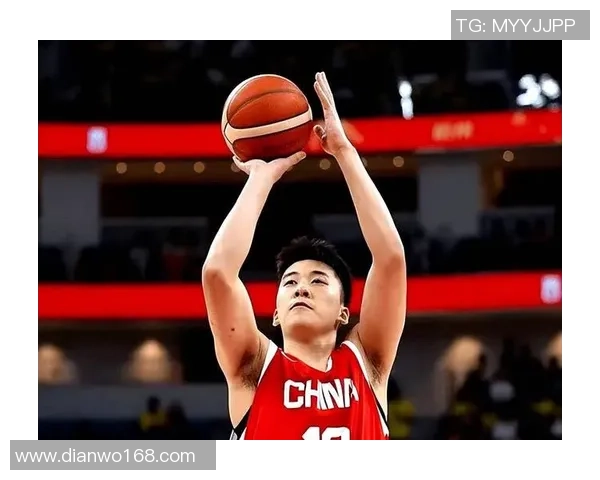 年轻球员崭露头角新一代篮球新星即将引领风潮